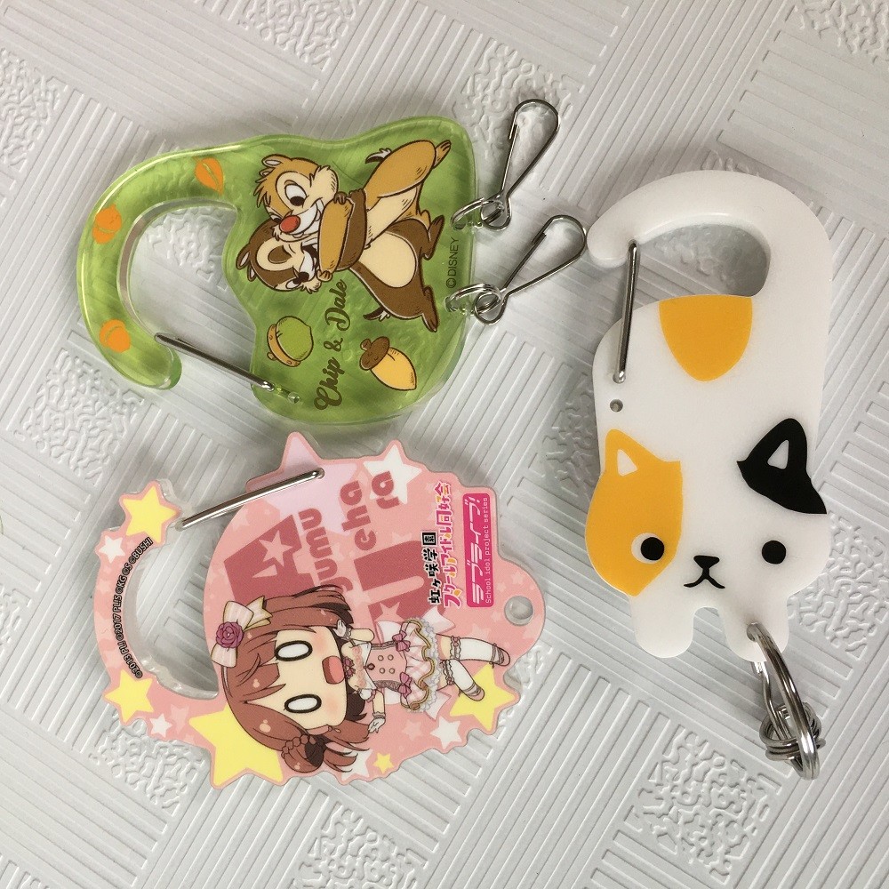 CMYK Printed Anime Gift Set Acrylic Carabiner Keychain Scratch Resistant